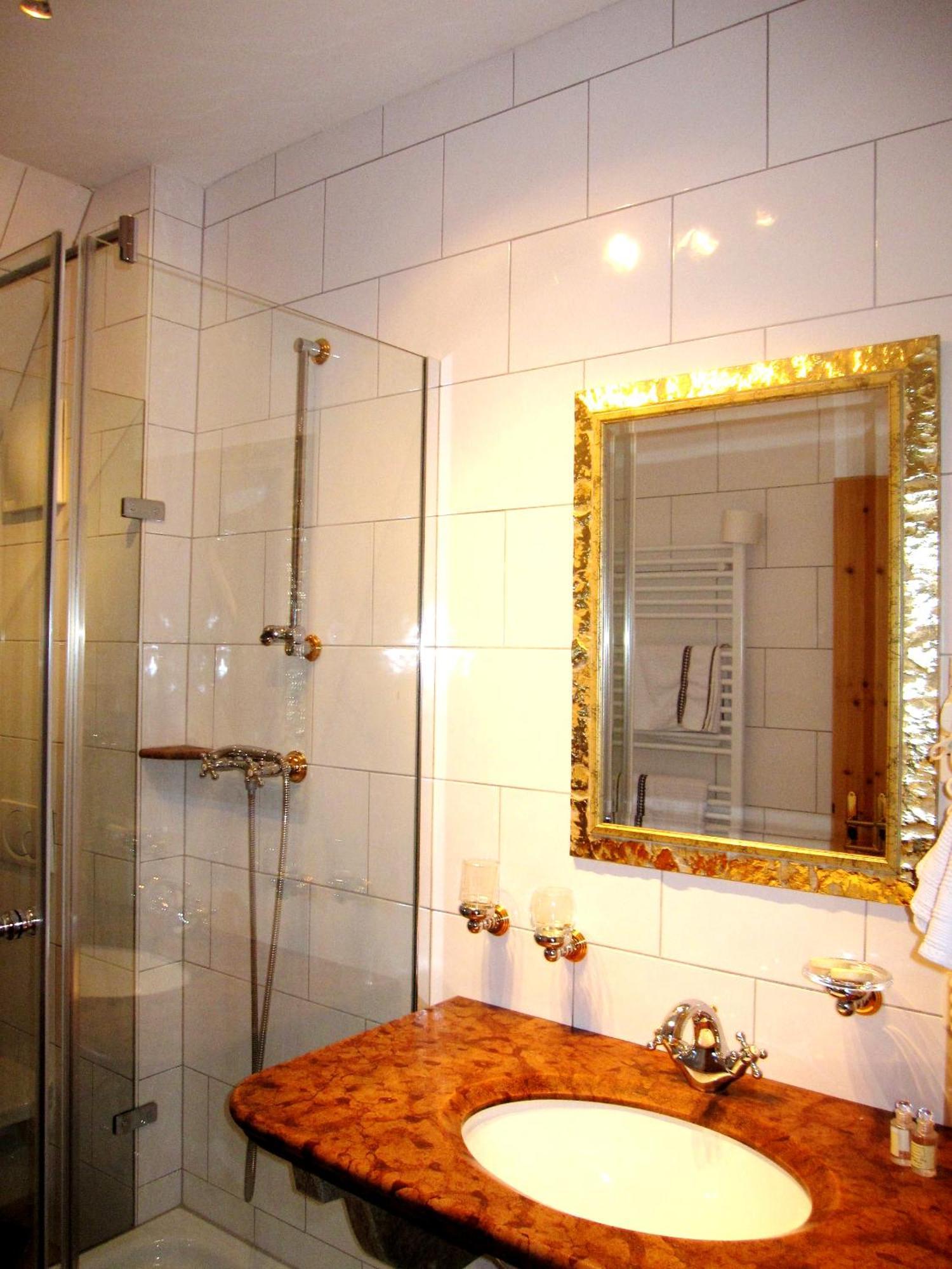 Gasthof Hotel Doktorwirt Salzburg Bagian luar foto